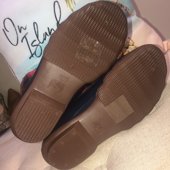 Jessica Carlife Checkered Plaid Rain Boot - Picture 7 of 10